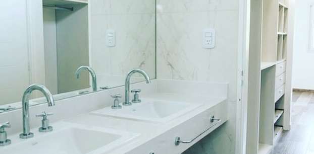 CASA ESTILO RACIONALISTA CLÁSICO - BARRIO LOS LAGOS – LOTE 291 – 501,29m2 (16,55 x 30,53)